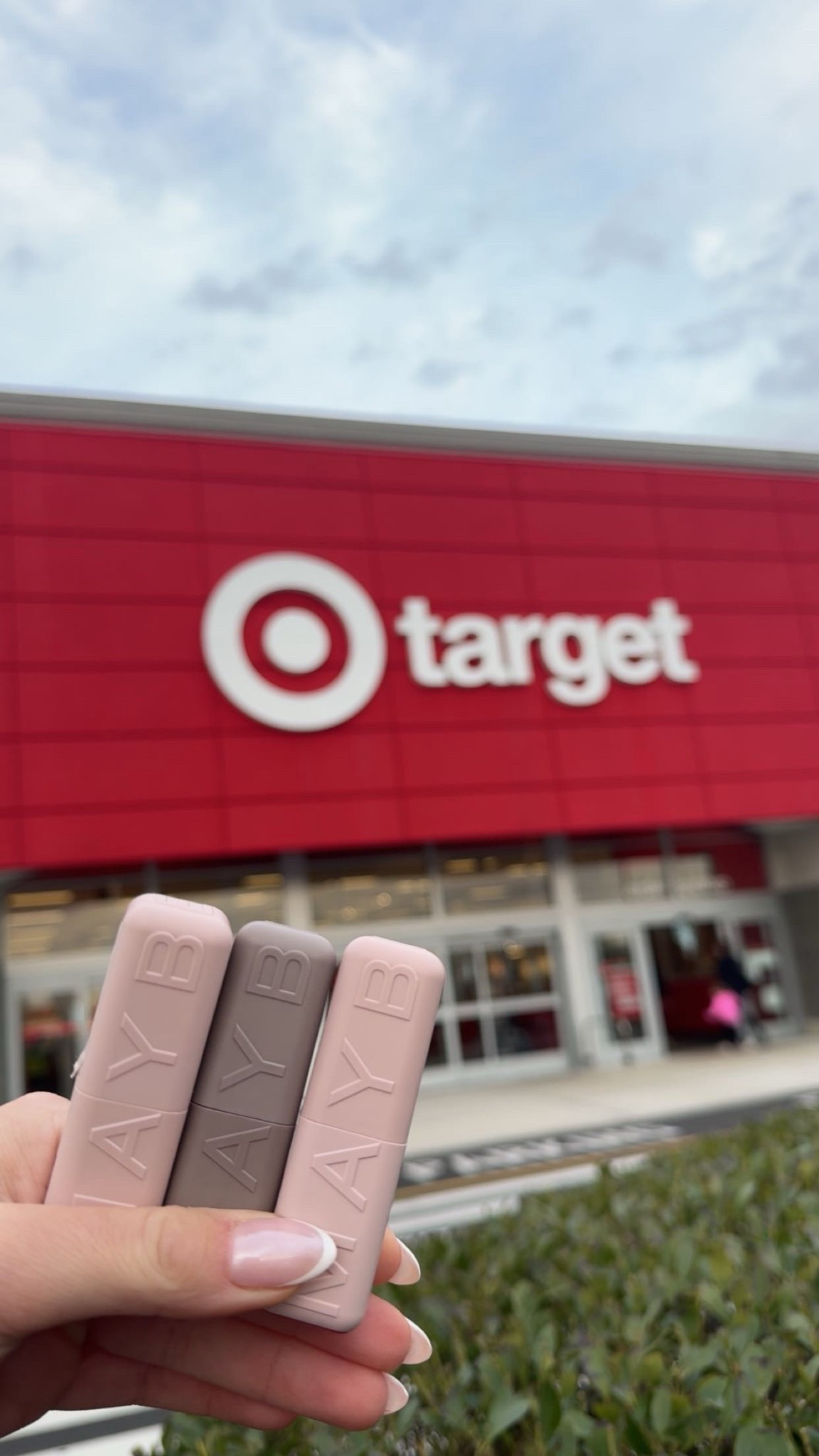 #ad #MaybellinePartner I love the new @Maybelline Serum Lipsticks! You’ll have plumped moisture for up to 8 hours! @Target #TargetPartner #Target