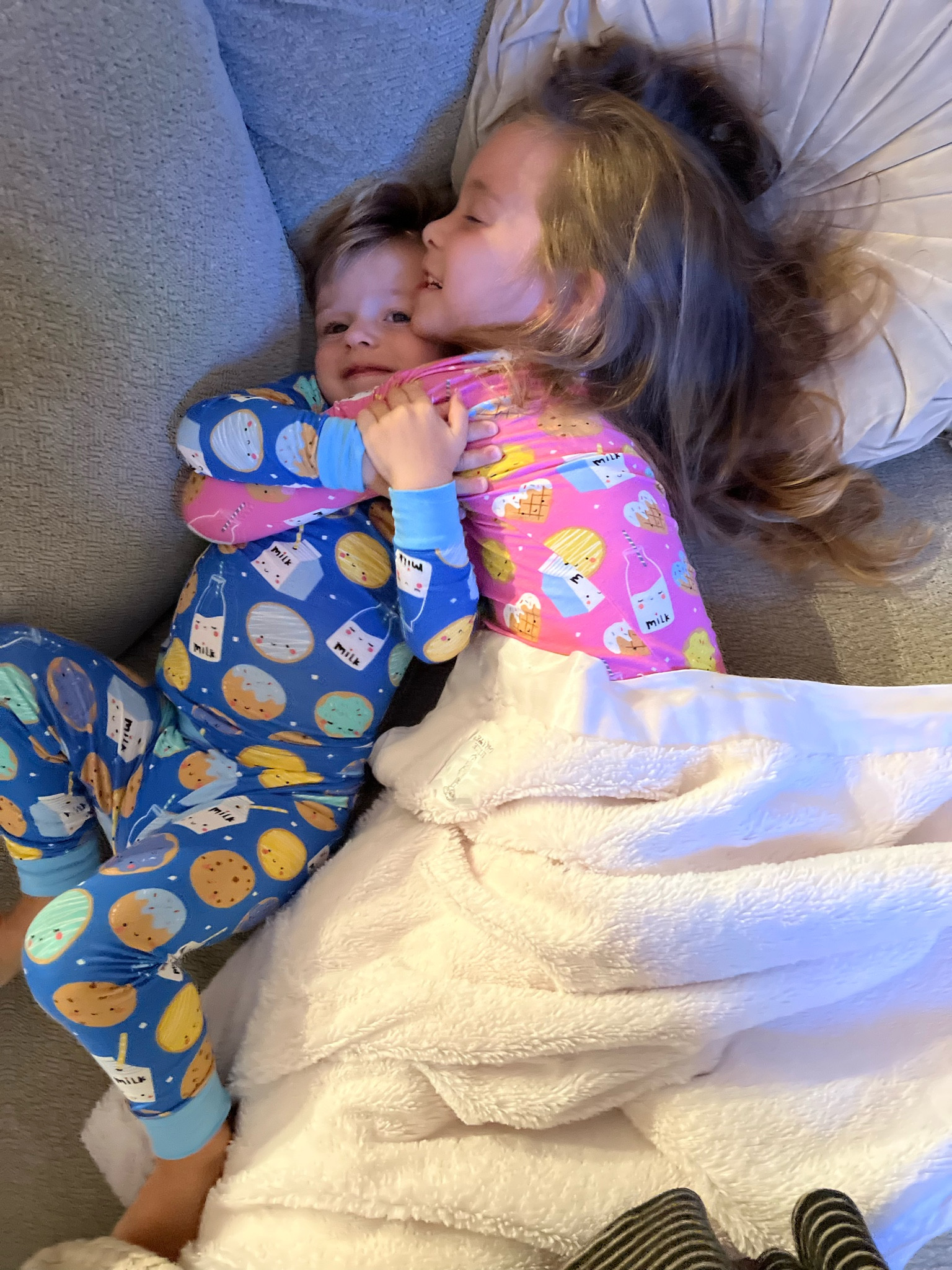 everyone wants to snuggle in little sleepies 🤍

#LTKkids #LTKfindsunder50 #LTKbaby