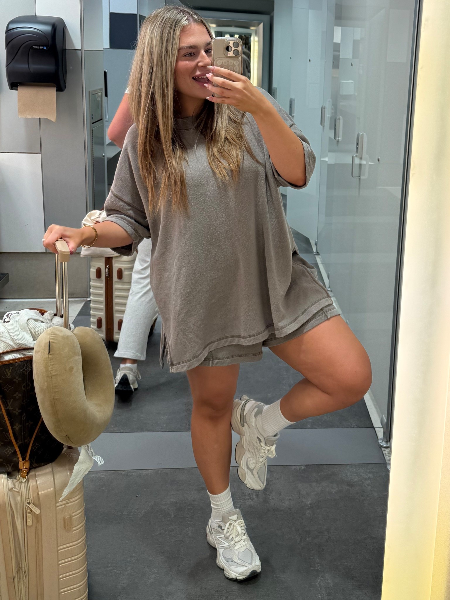 Travel day fit🤝🏼 

#LTKFindsUnder100 #LTKStyleTip
