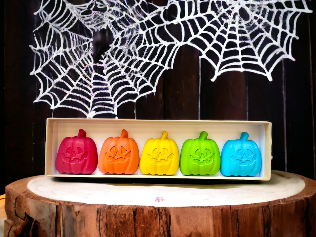 Halloween Pumpkin Crayons - Kids Halloween Gifts - Halloween Gifts - Halloween Gifts For Kids - B... | Etsy (US)