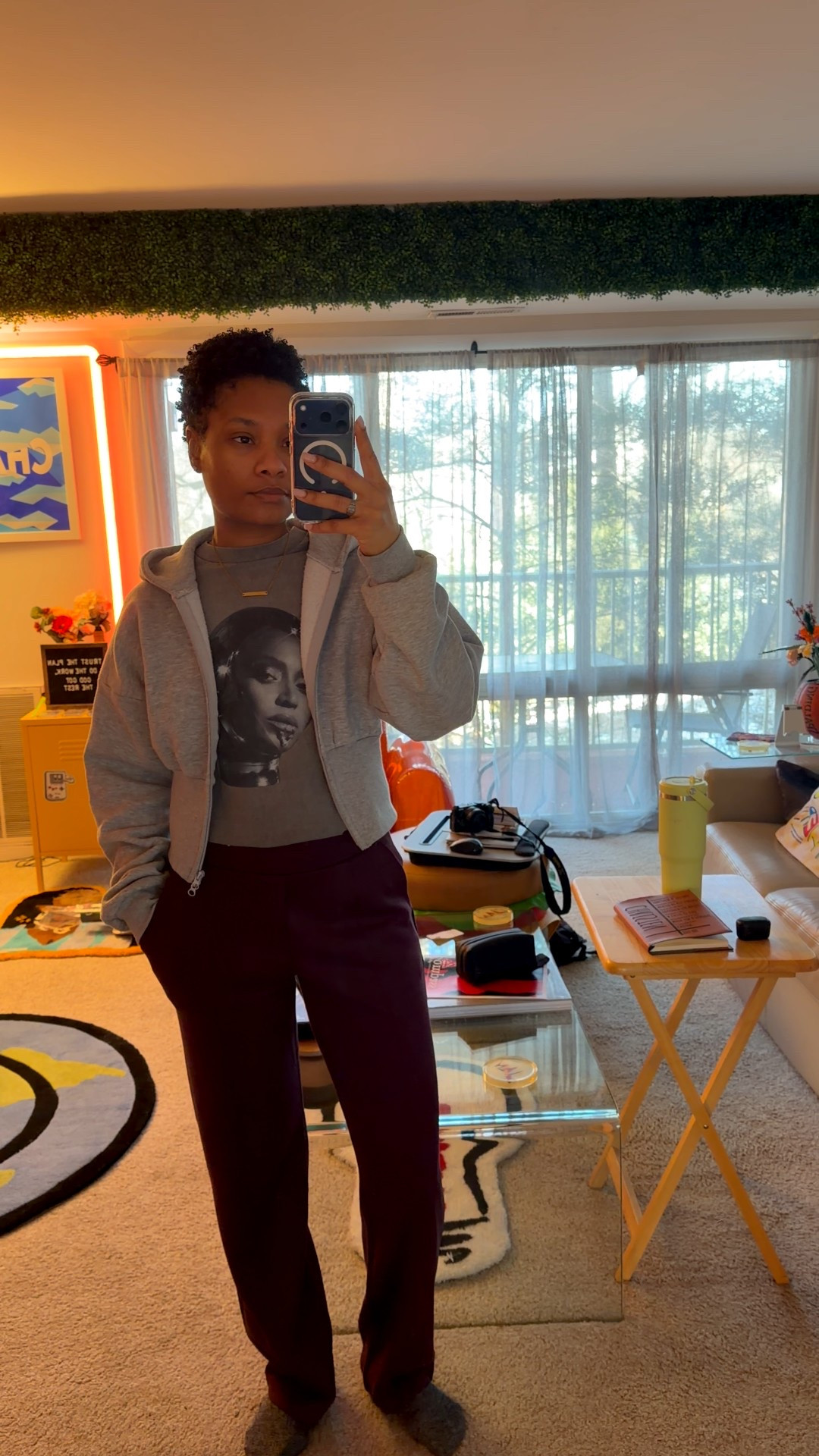 Okay this is the LAST pair of bounce fleece sweat pants I got…a wide leg pair! I love the color and how they don’t look like sweats. More pants like these in 2026! 

#LTKActive #LTKootd #LTKPetite