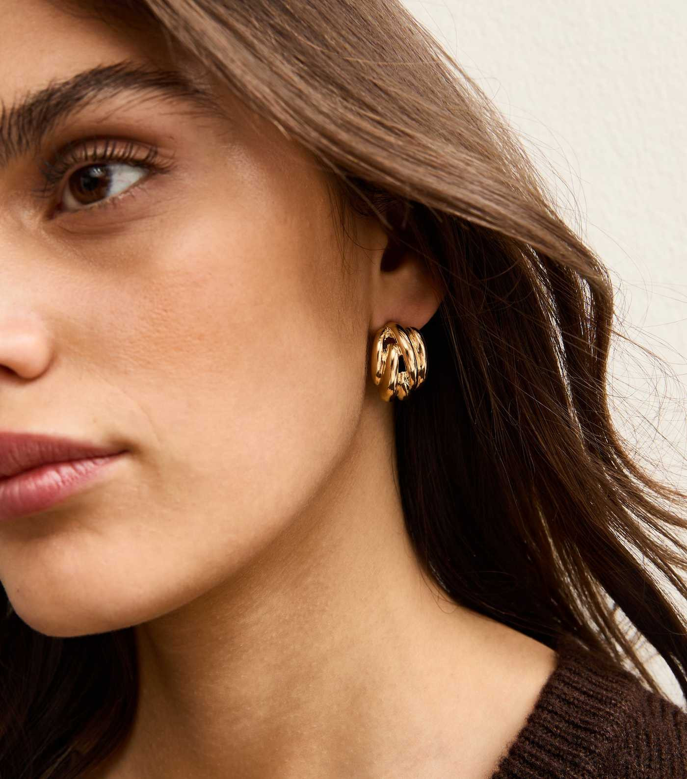 Gold Tone Chunky Wrap Curve Earrings | New Look | New Look (UK)