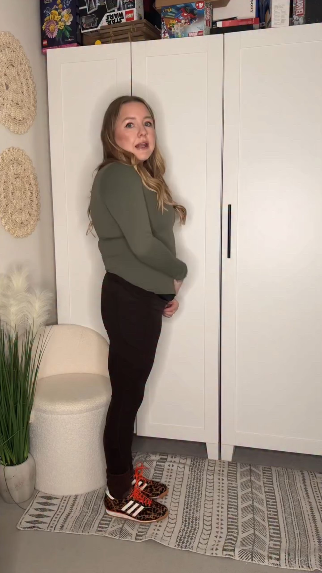 POV: your leggings are doing more core work than you are 🫠✨

These understood the assignment. 

@halara_uk sprinkle magic into every single item and I am here for it. 

✨ Use my code sammel0 to get 15% off ✨

Anyone else live in leggings or is it just me? 👀👇

*pr item 

#halara #halaraleggings #halarauk #leggings #leggingsarelife