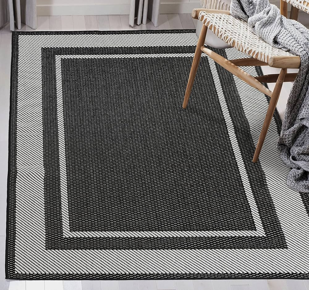 Indoor Outdoor border rug (Black) | Amazon (US)