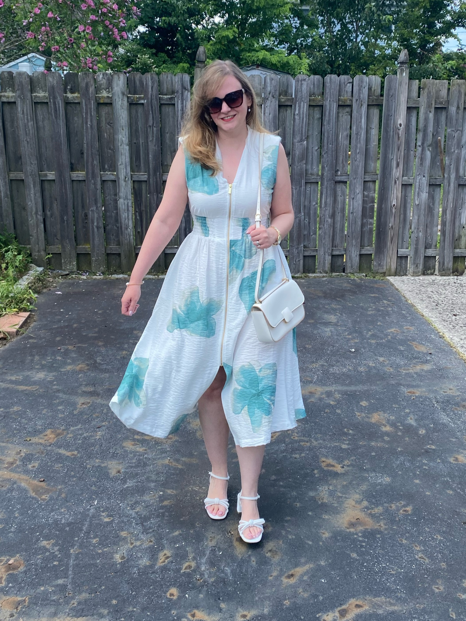 White floral chiffon dress 

#LTKShoeCrush #LTKMidsize #LTKStyleTip