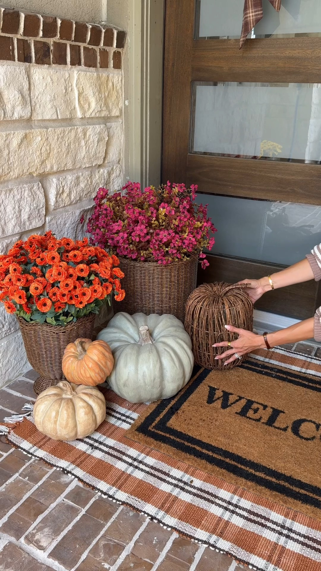 The only way I do mums… FAUX. 🙌🏼🍂 Every single year they fool my neighbors, and honestly, I’ll never go back. No watering, no replacing them halfway through the season, and they look good all fall long. 10/10 fall porch find!

If you’re decorating your front porch for fall, RUN—these faux mums are one of my favorite fall decor finds and they always go fast. Comment MUMS and I’ll send you the link! 🤎

Fall porch decor • faux mums • fall outdoor decor • front porch decorating ideas • fall planters • artificial flowers • fall home decor • autumn porch ideas

#LTKHome #LTKSeasonal #LTKstorytime