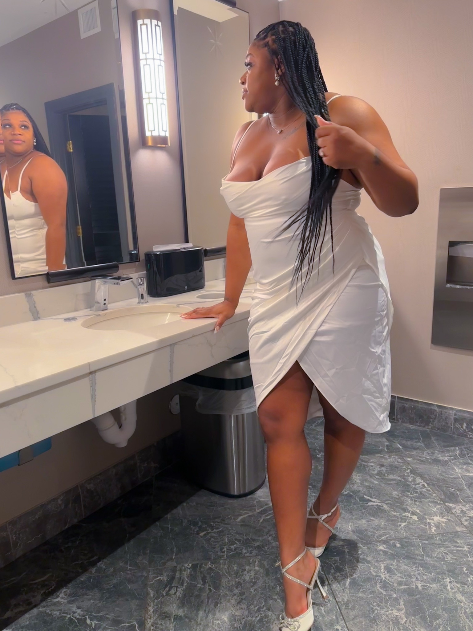 Girls night out 🤍

Size: Dress (XXL) Shoes: (9.5)

bride, bridal shower, rehearsal dinner, engagement party, white dress

#LTKwedding #LTKFind #LTKshoecrush