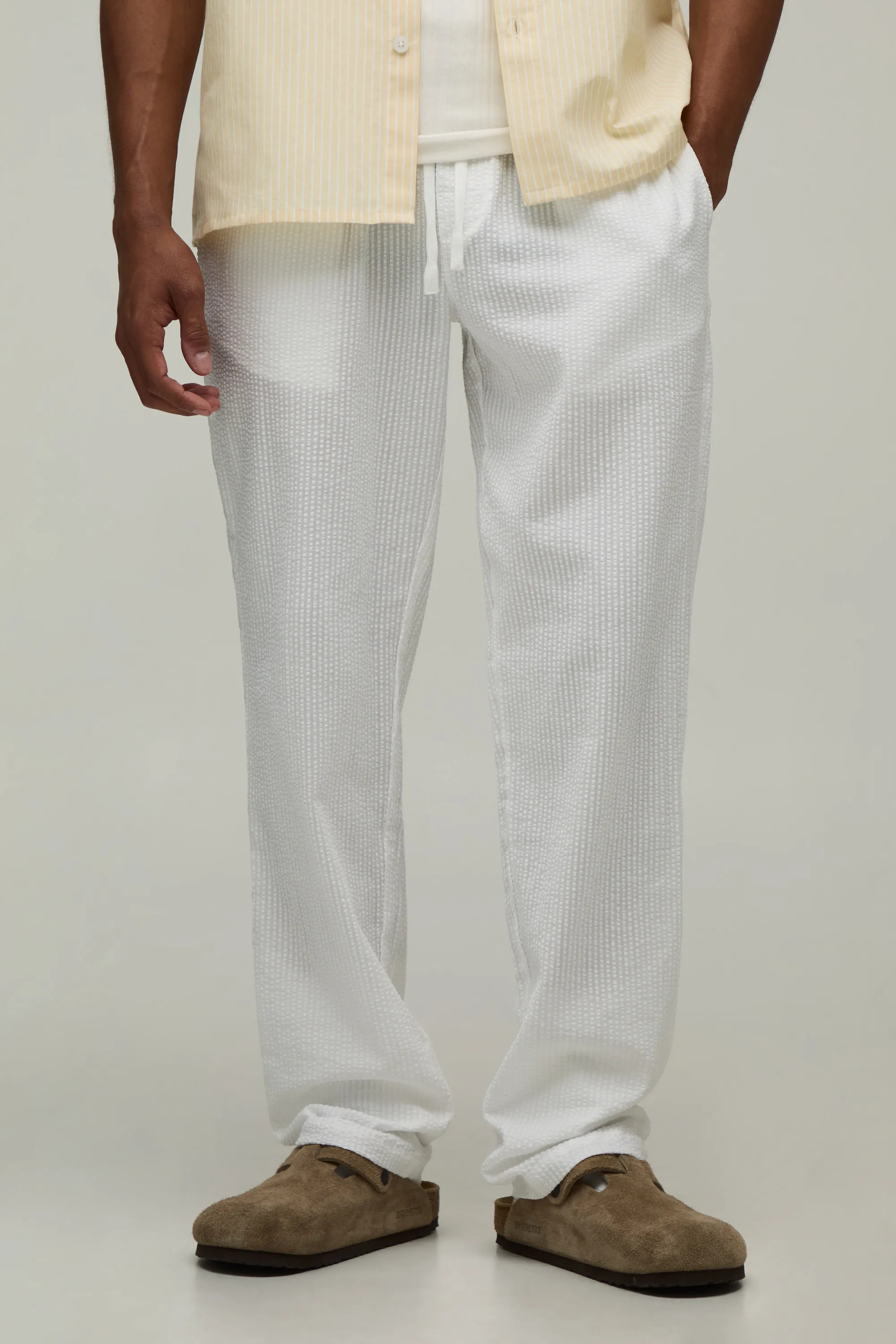 Elasticated Tapered Fit Striped Seersucker Trousers | boohooMAN (US & Canada)