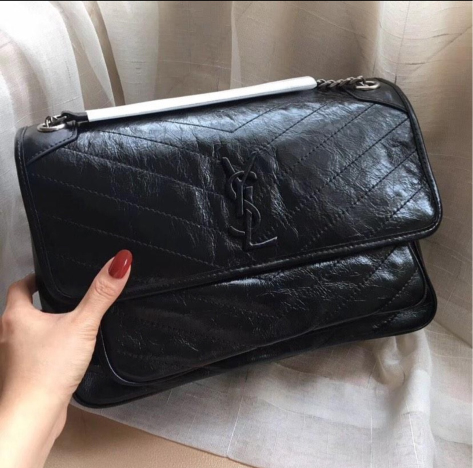 YSL niki bag 🖤 $62 https://bit.ly/3jpnscL #dhgate dhgate

#LTKFind #LTKunder100 #LTKSale