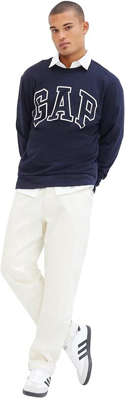 GAP Men's Logo Fleece Crew Sweatshirt | Amazon (US)