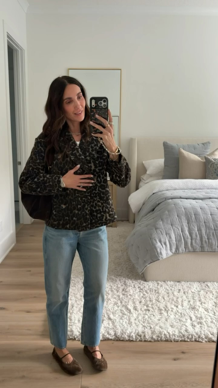 Jacket size XS, Top size XS, jeans size down, I'm in 0.