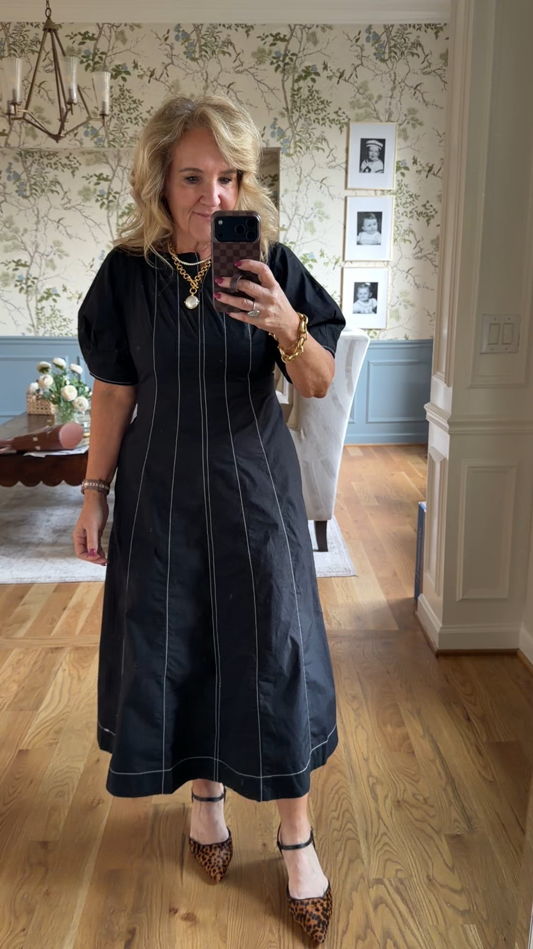 New dress from LOFT. Cotton Poplin I’m wearing a size 8 petite and it’s fitted. Definitely size up if you have a larger chest or if you’re in between sizes.

I’ll link a few other new LOFT dresses that just arrived that I can’t wait to share

#LTKSaleAlert #LTKSeasonal #LTKOver40