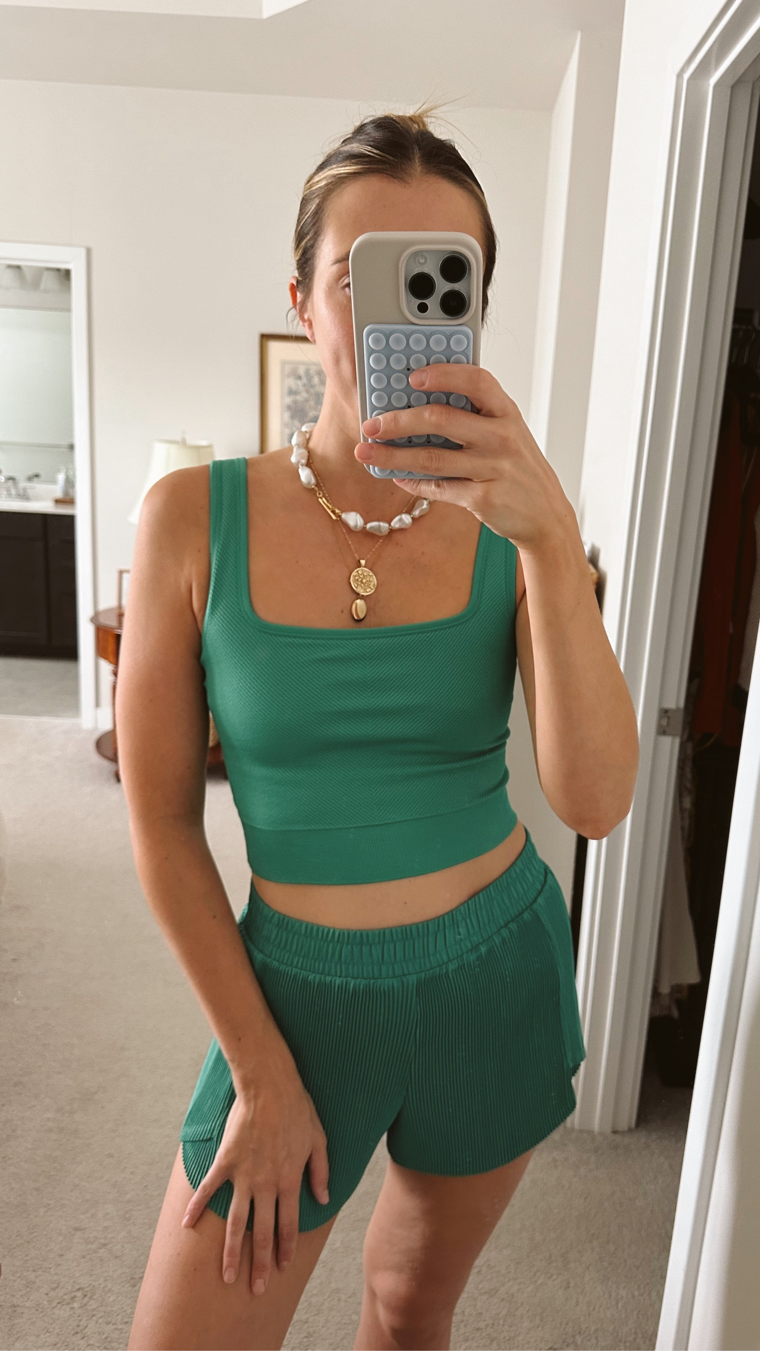 Another day, another Target find 💚💚💚

#LTKActive #LTKFindsUnder100 #LTKFindsUnder50