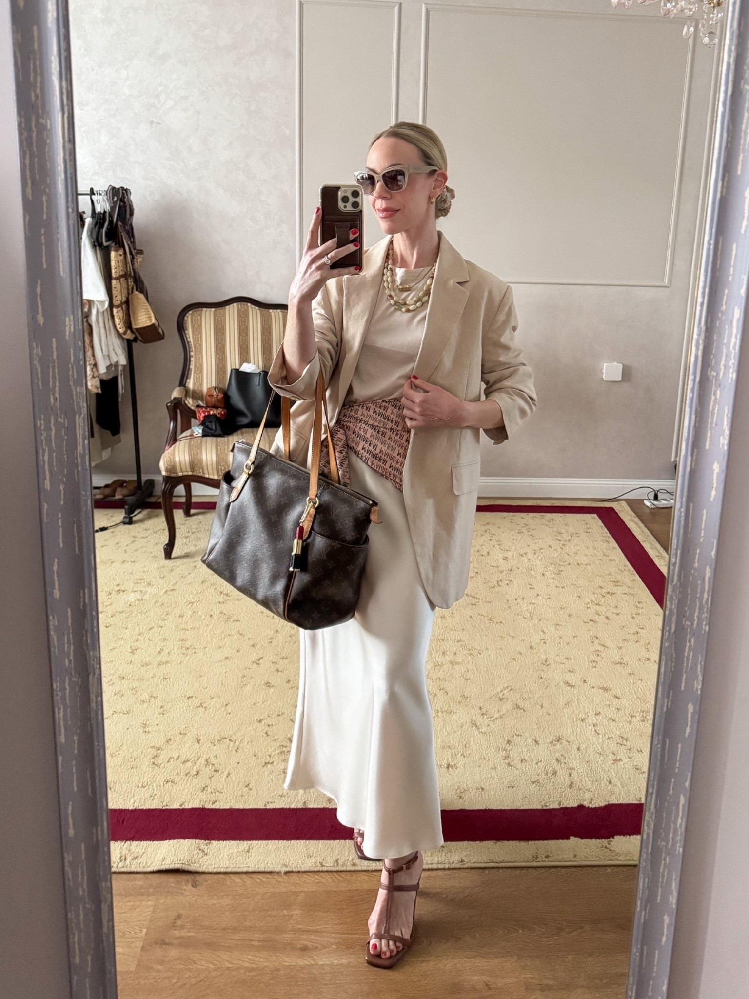 Work look of the day 🤍

Summer workwear, business casual workwear, linen blazer, satin mid skirt, silk scarf tied at waist, Louis Vuitton tote bag

#LTKootd #LTKdayinmylife #LTKWorkwear