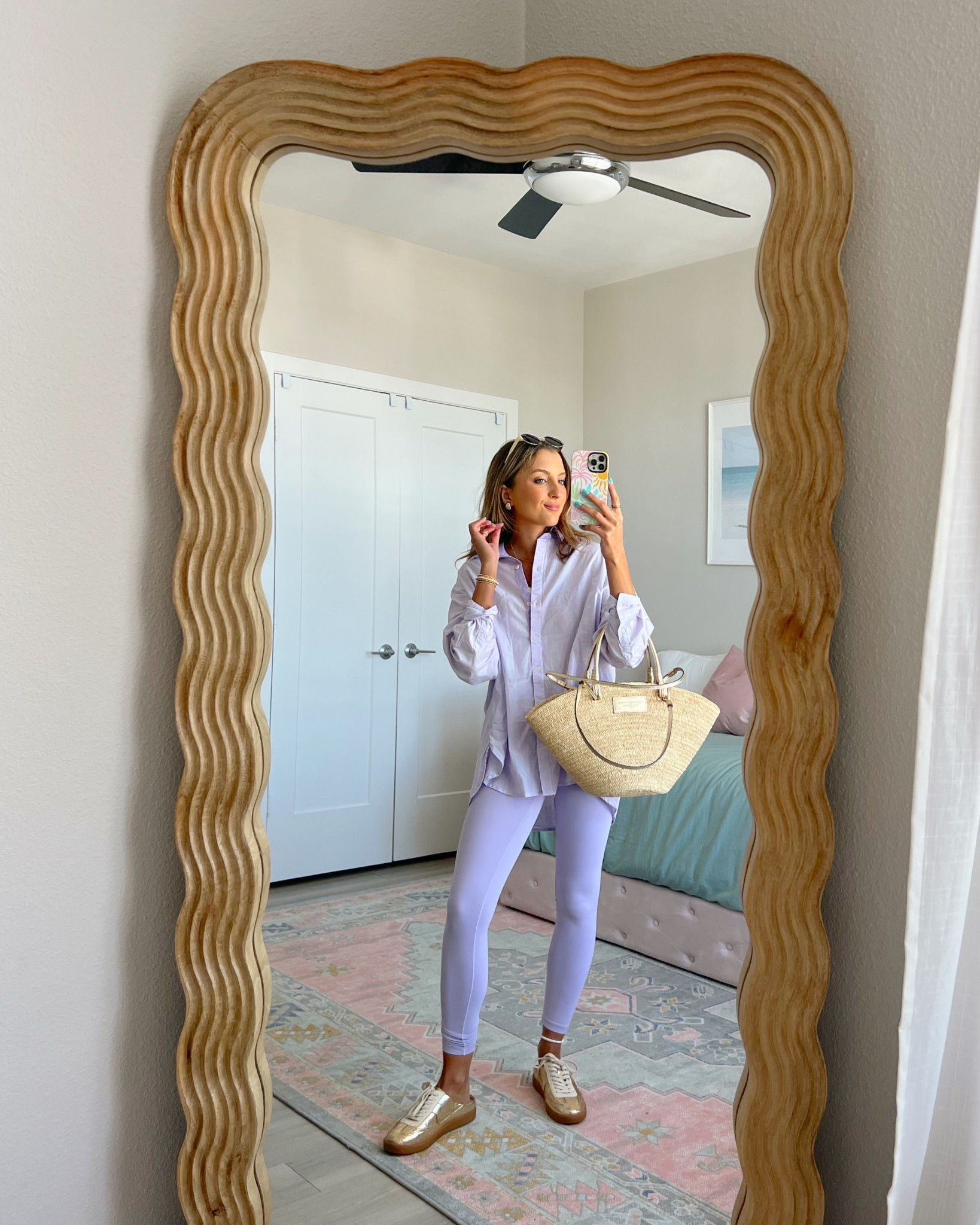 new spring arrivals from Aerie! love these spring outfits 💕💐 wearing a size XS in these leggings 