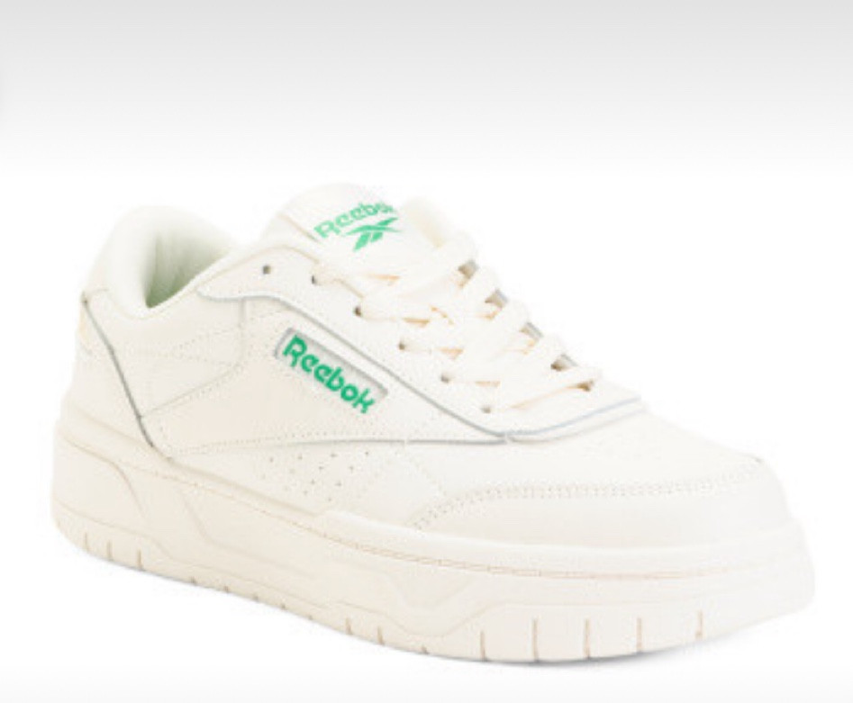 Reebok sneakers on salee

#LTKstyletip #LTKfindsunder50