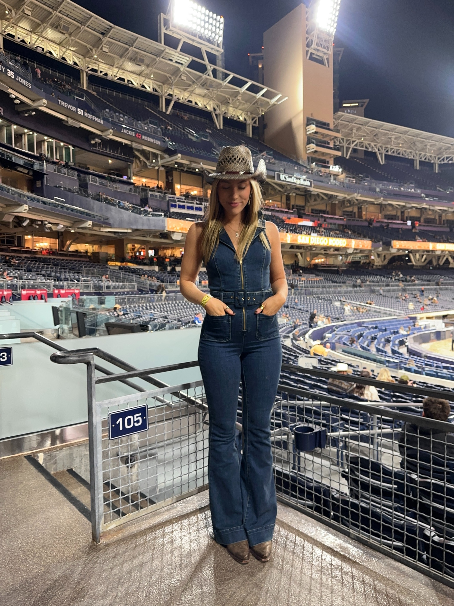 Love a rodeo 🤠🐴🤎

#LTKSeasonal #LTKStyleTip