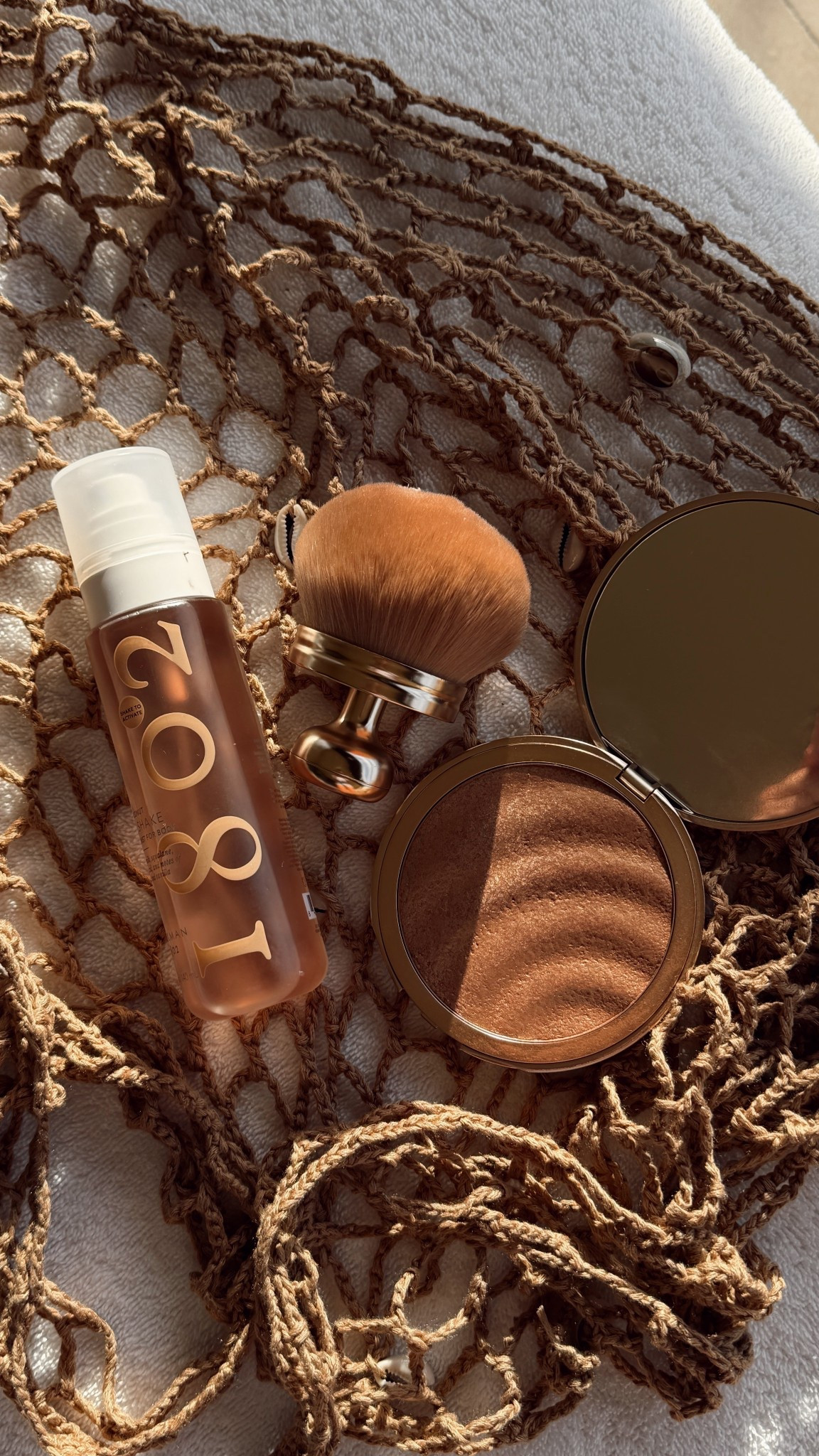 Babes… this combo is the secret to that sun-kissed, glowy skin ✨

Lightweight, buildable, and gives you that “just got back from vacation” glow without feeling heavy or cakey. I’ve been reaching for this duo nonstop lately 🤍