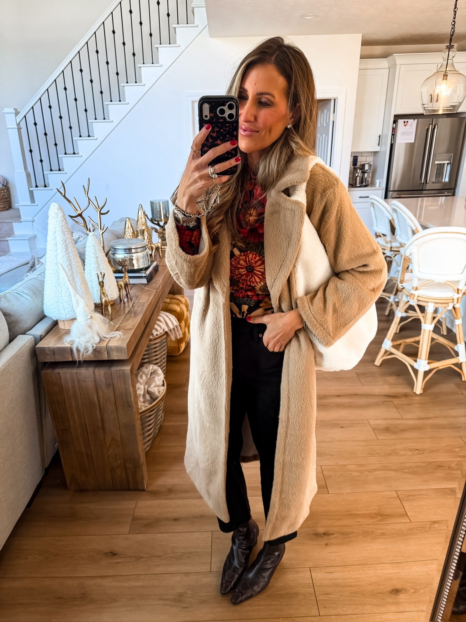 The coziest winter finds, fur fur tote bag, faux fur long winter coat, gifts for her, themominstylee

#LTKootd #LTKGiftGuide #LTKSeasonal