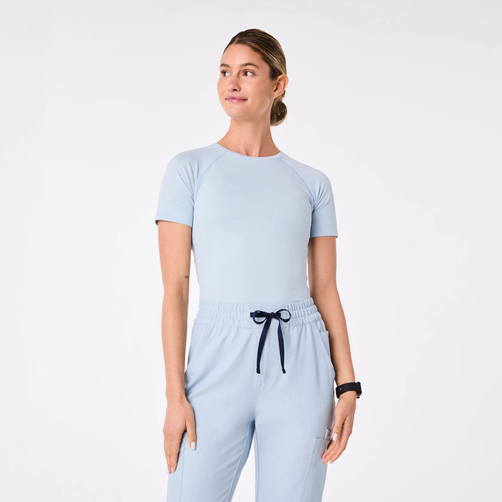 Salta Seamless Shortsleeve Underscrub | FIGS