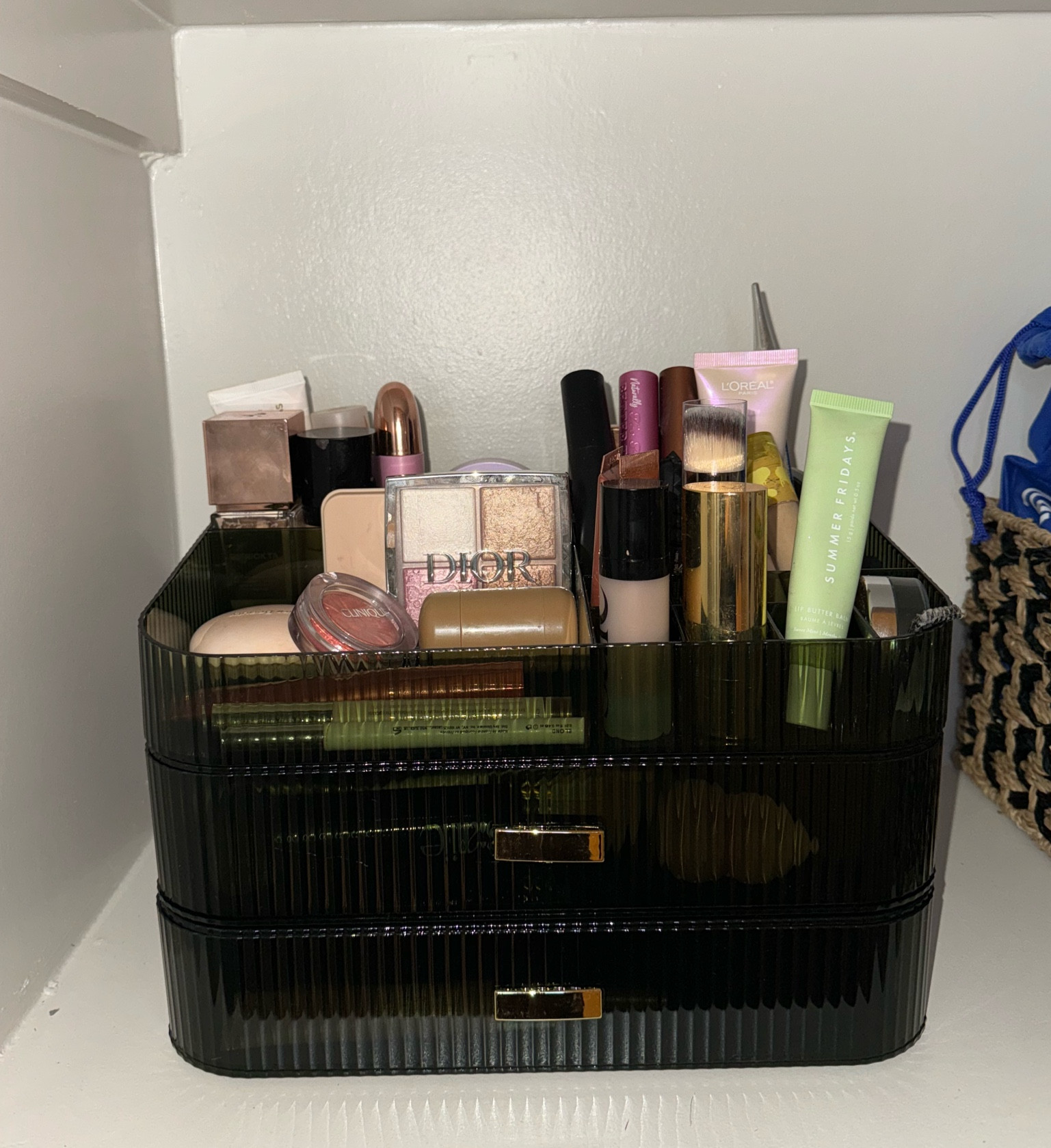 Makeup organization >>

#LTKBeauty #LTKHome