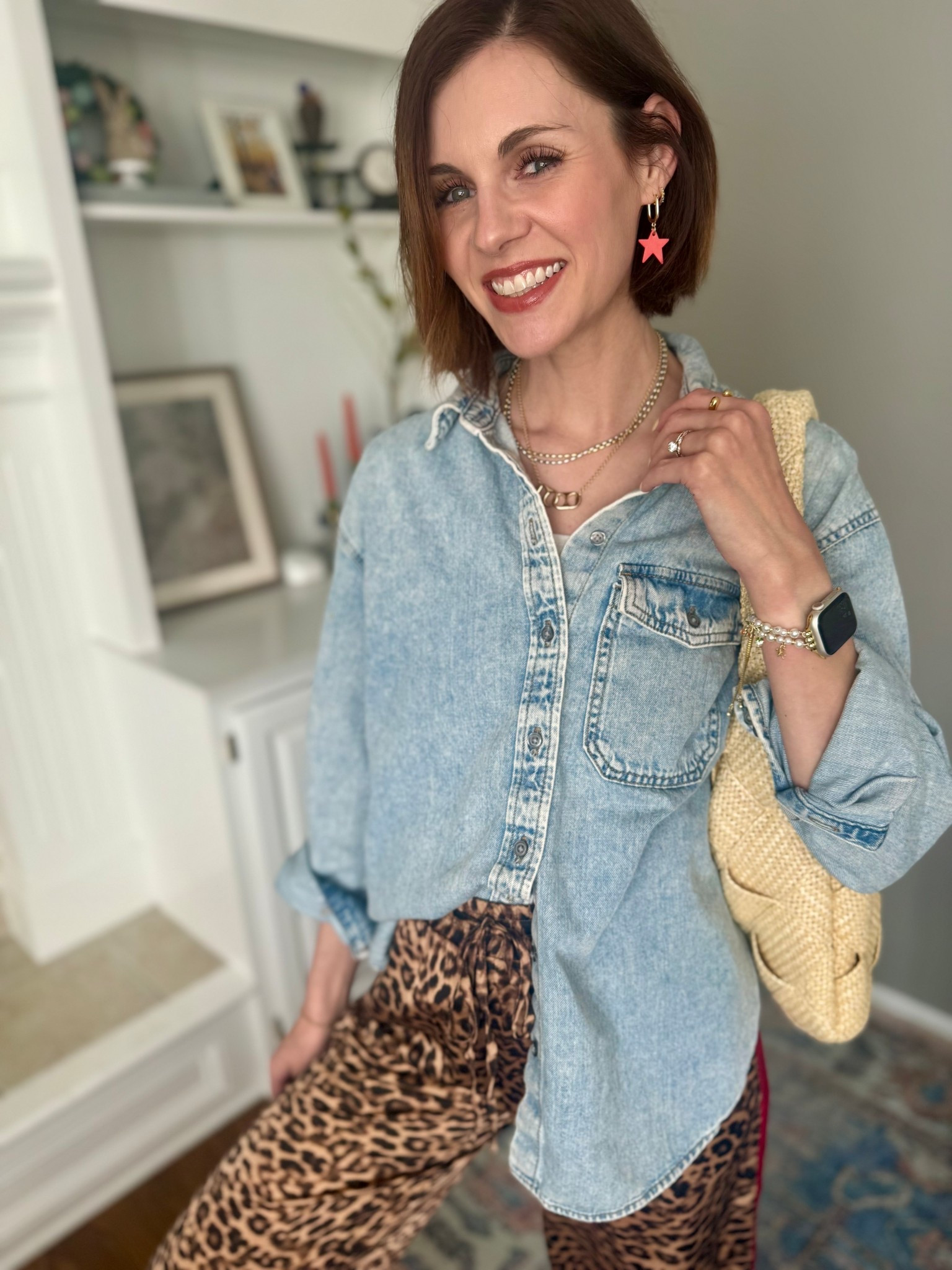 It’s all about the accessories-@nickelandsuede have some of my all time fav pieces! And can we talk about this woven @solandselene bag ?! Obsessed

Nickel and suede style | accessories | spring accessories | casual mom look 

#LTKootd #LTKgrwm #LTKdayinmylife