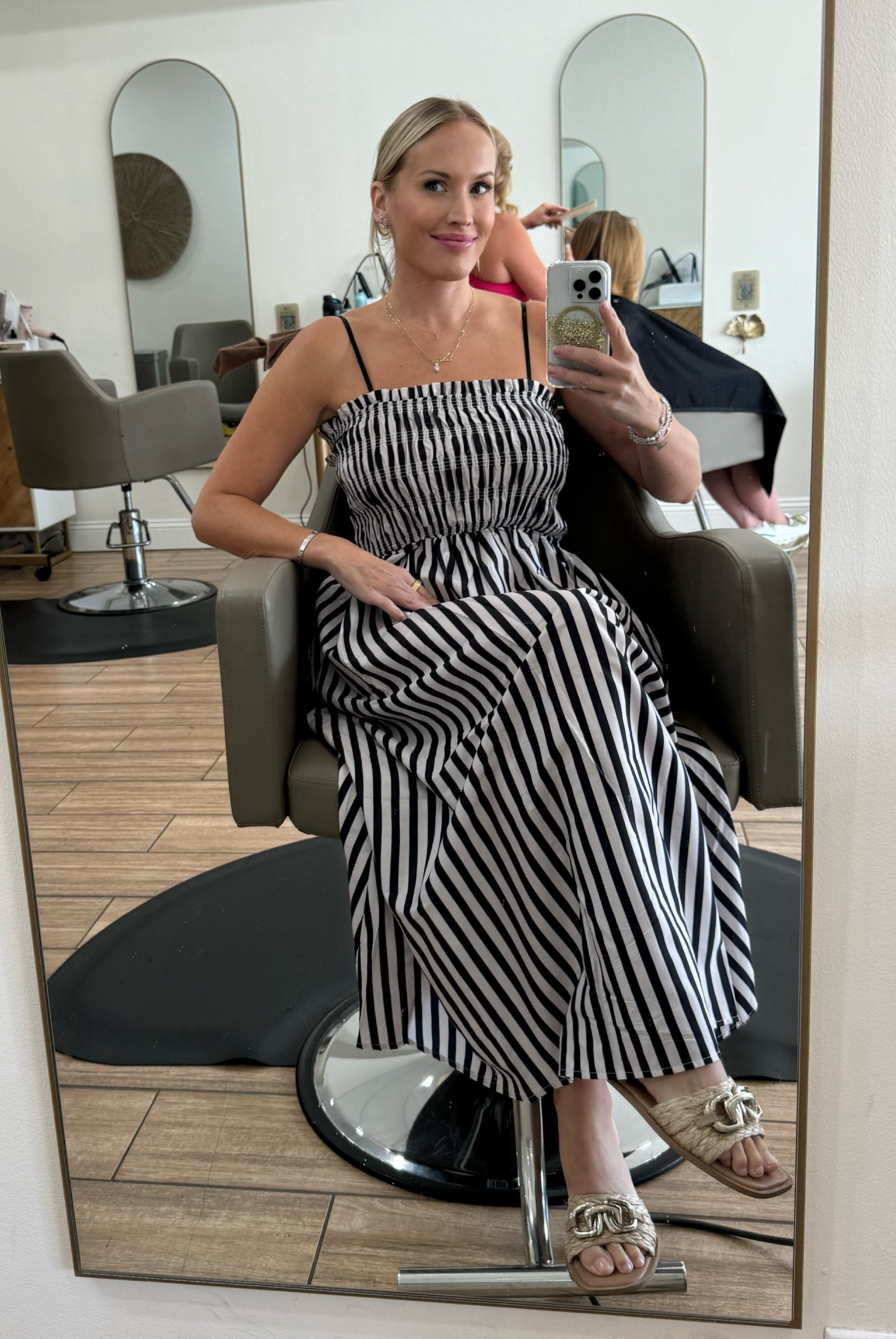 Long, striped and super comfy. This has pockets and couldn’t be easier to throw on for any occasion. 🤍🖤

#ltkstyletip #ltksalealert #ltkfit #ltkstyle #ltktravel #ltkbeauty #ltkblogger #ltkfitness 
#amazon #amazonfinds #amazonfashion #fashionformoms #ootd #whatiwore #behindthechair #stylist #fashion #styletips #styletipsforwomen #traveloutfits #beautycommunity 

#LTKFindsUnder50 #LTKTravel #LTKStyleTip