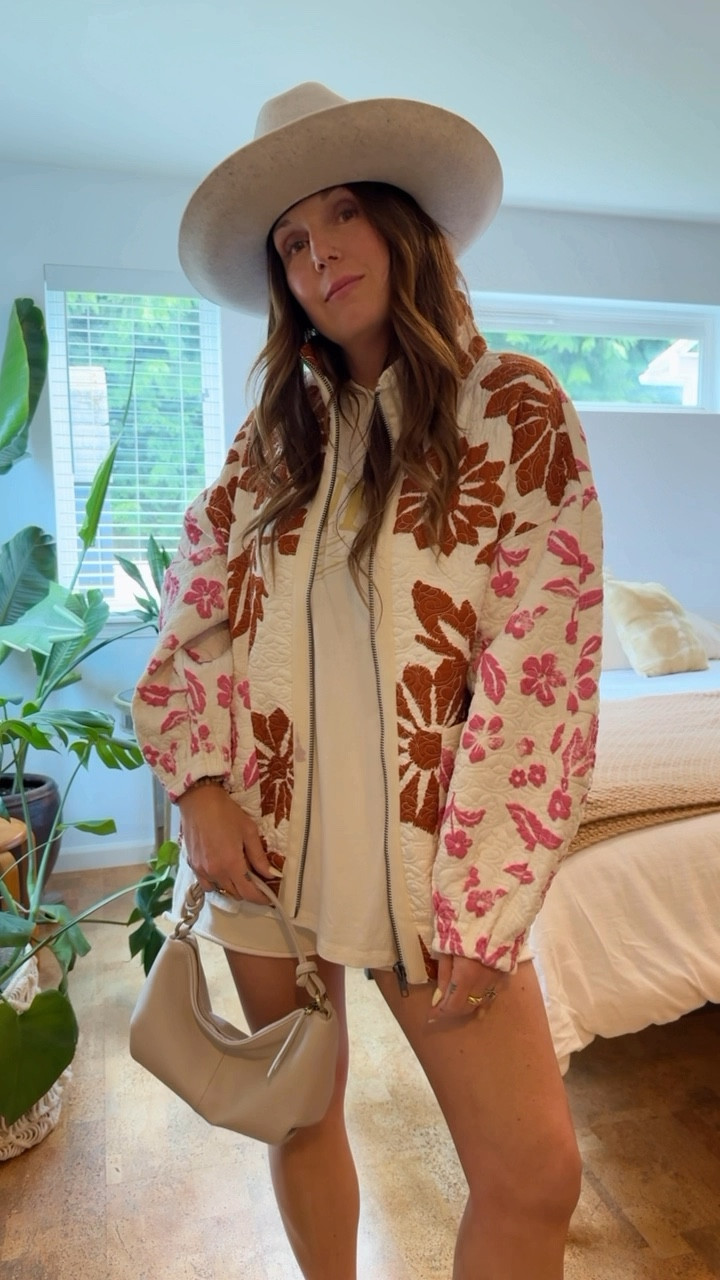 Almost summer kinda outfit 🫶

#LTKItBag #LTKSeasonal #LTKStyleTip