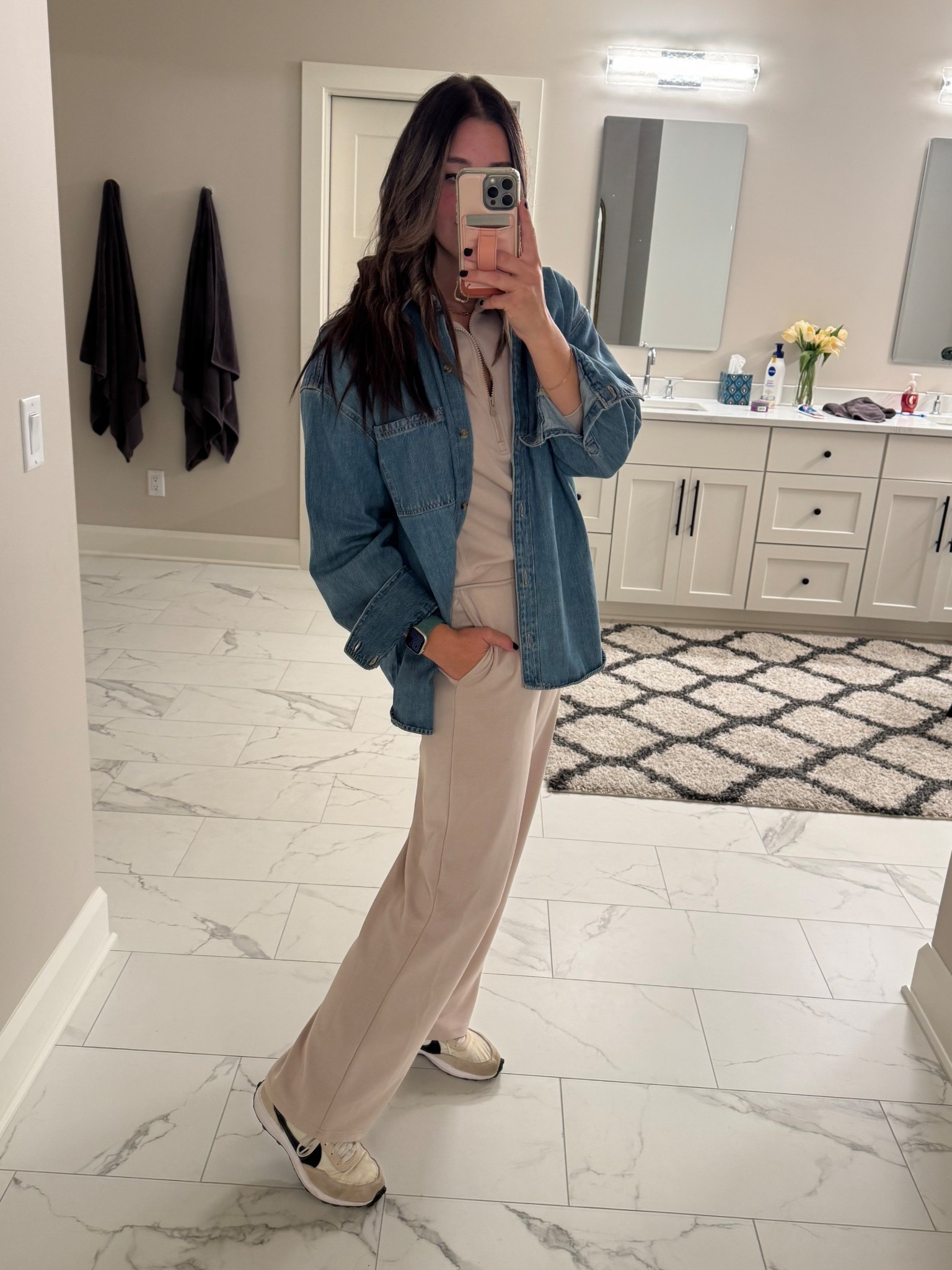 OOTD // lounge set // fall styles 

#LTKStyleTip #LTKFindsUnder50 #LTKSaleAlert