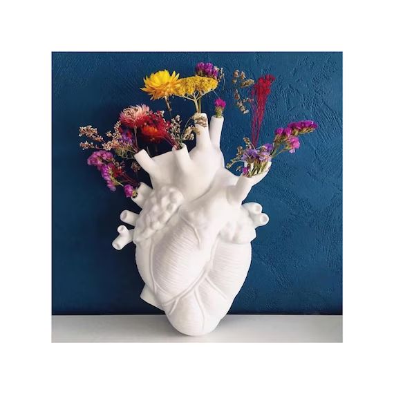 White Anatomical Heart Vase | Etsy | Etsy (US)
