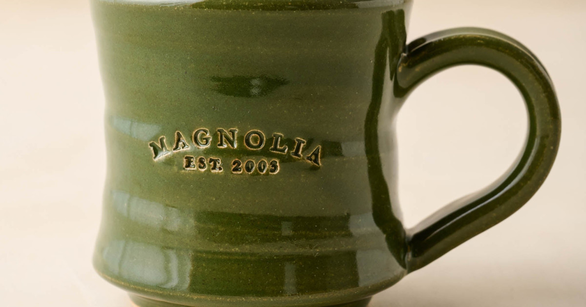 Magnolia Established Mug - Green | Magnolia