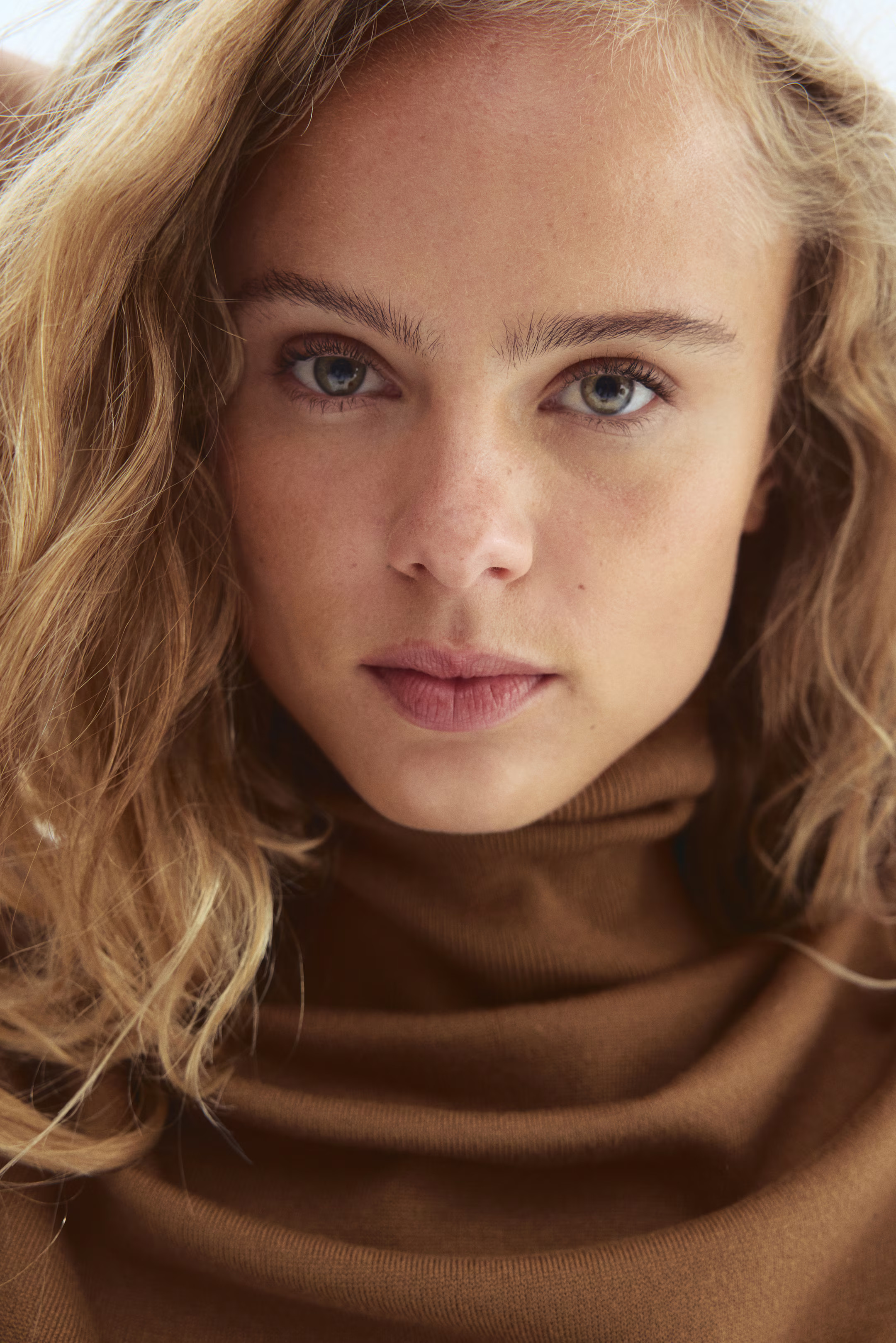 Fine-knit polo-neck top | H&M (UK, MY, IN, SG, PH, TW, HK)