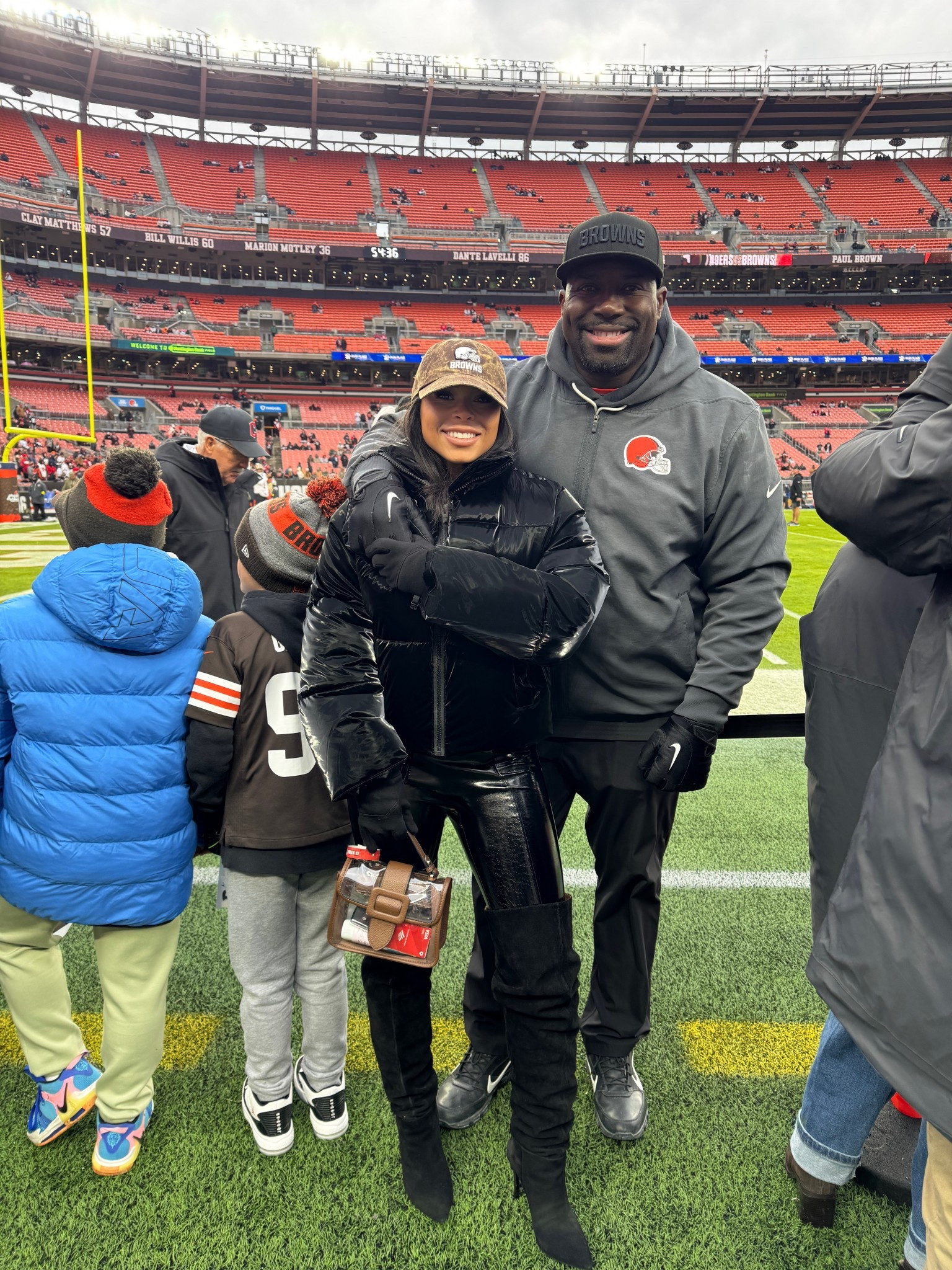 GAME DAY! 

#LTKootd #LTKPetite #LTKdayinmylife