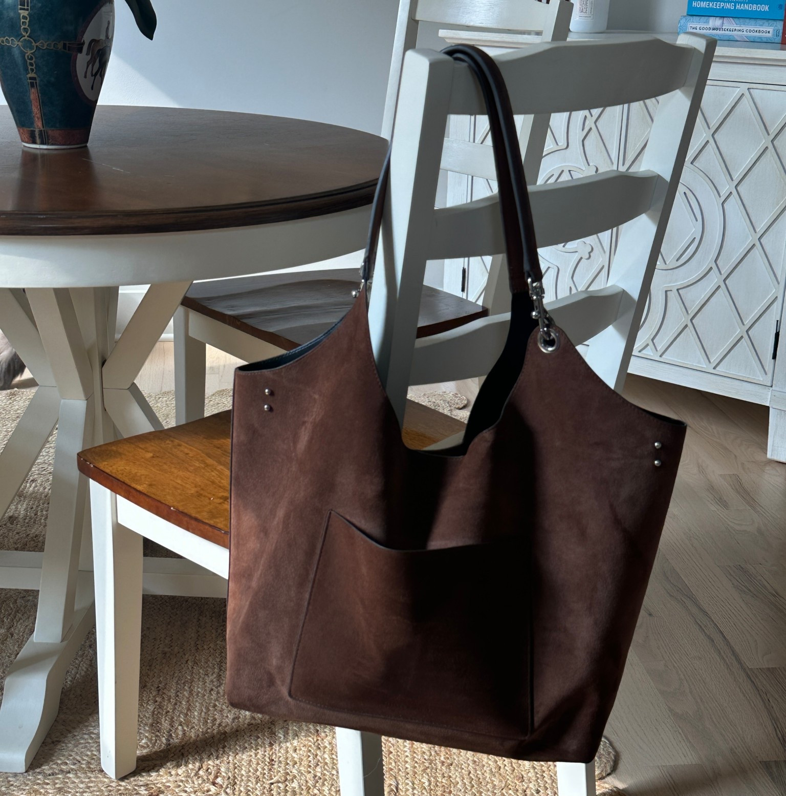 Chocolate brown suede fall bag purse tote bag 

#LTKStyleTip #LTKSeasonal #LTKItBag