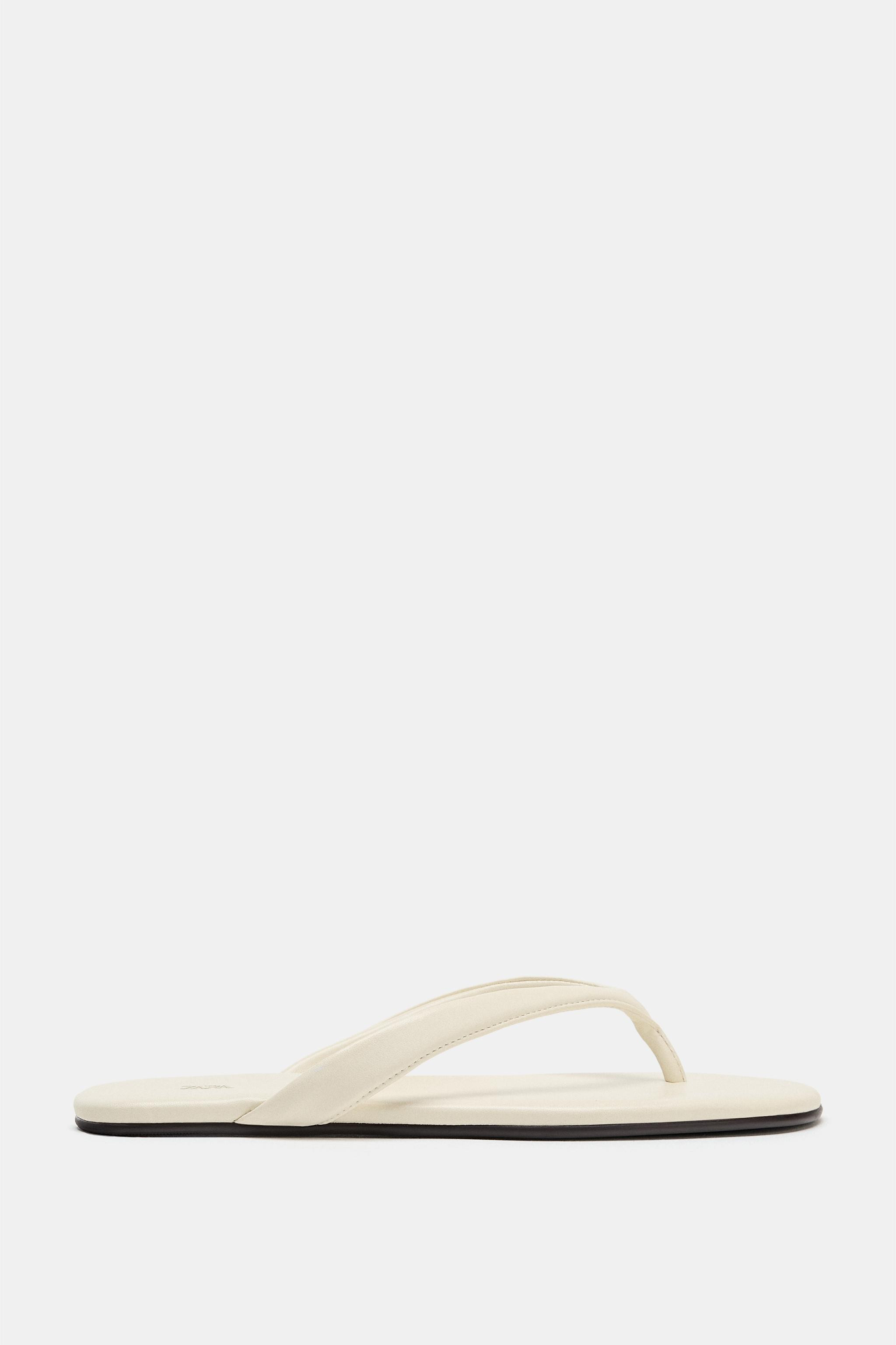 FLAT TOE-LOOP SANDALS | Zara Canada
