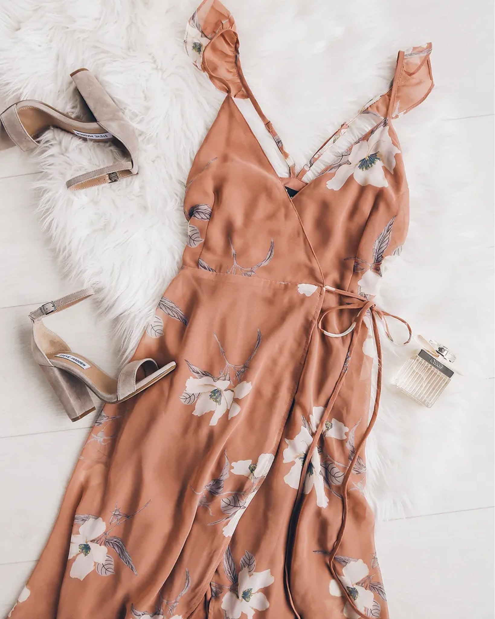 Floral Print Dresses You’ll Love #weddingguestdress

#maxidresses  #bridesmaids #bridesmaiddresses #highlowdress #weddingguest #bridesmaiddress #mididress #maxidress #wedding #bridalshowerdress #weddingdress #bridesmaid 

#LTKU #LTKshoecrush #LTKwedding