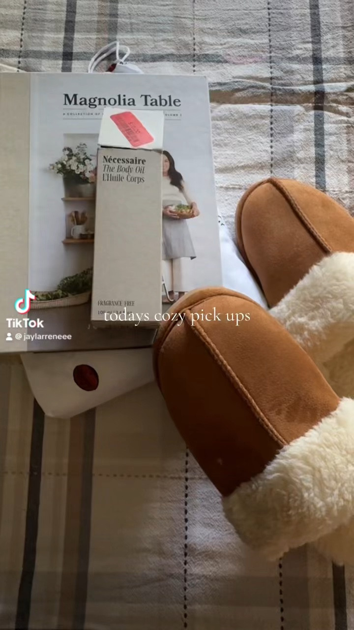 Cozy pickups 

#LTKxPrimeDay #LTKVideo #LTKGiftGuide
