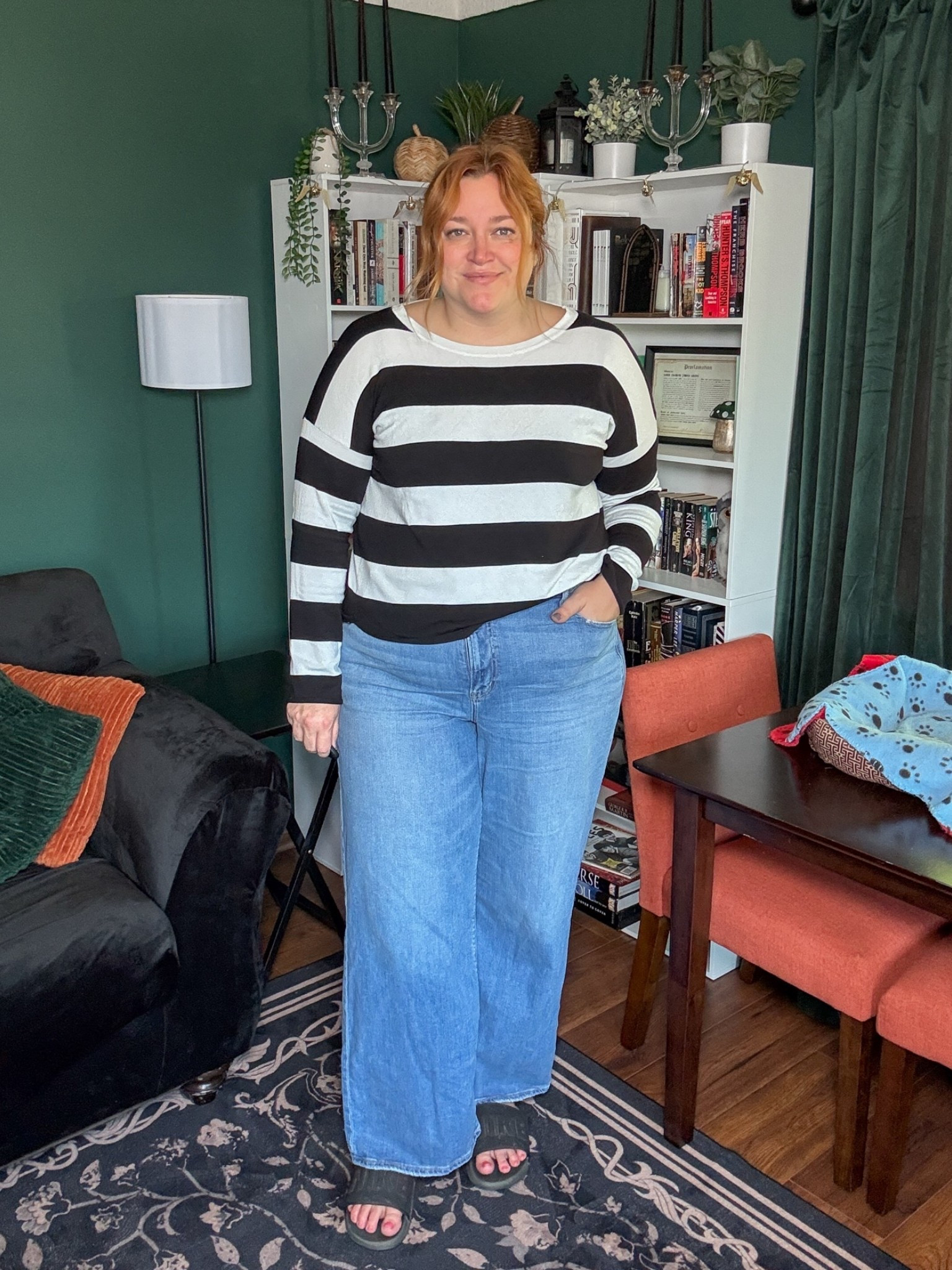 Casual fall outfit inspiration for a size 18