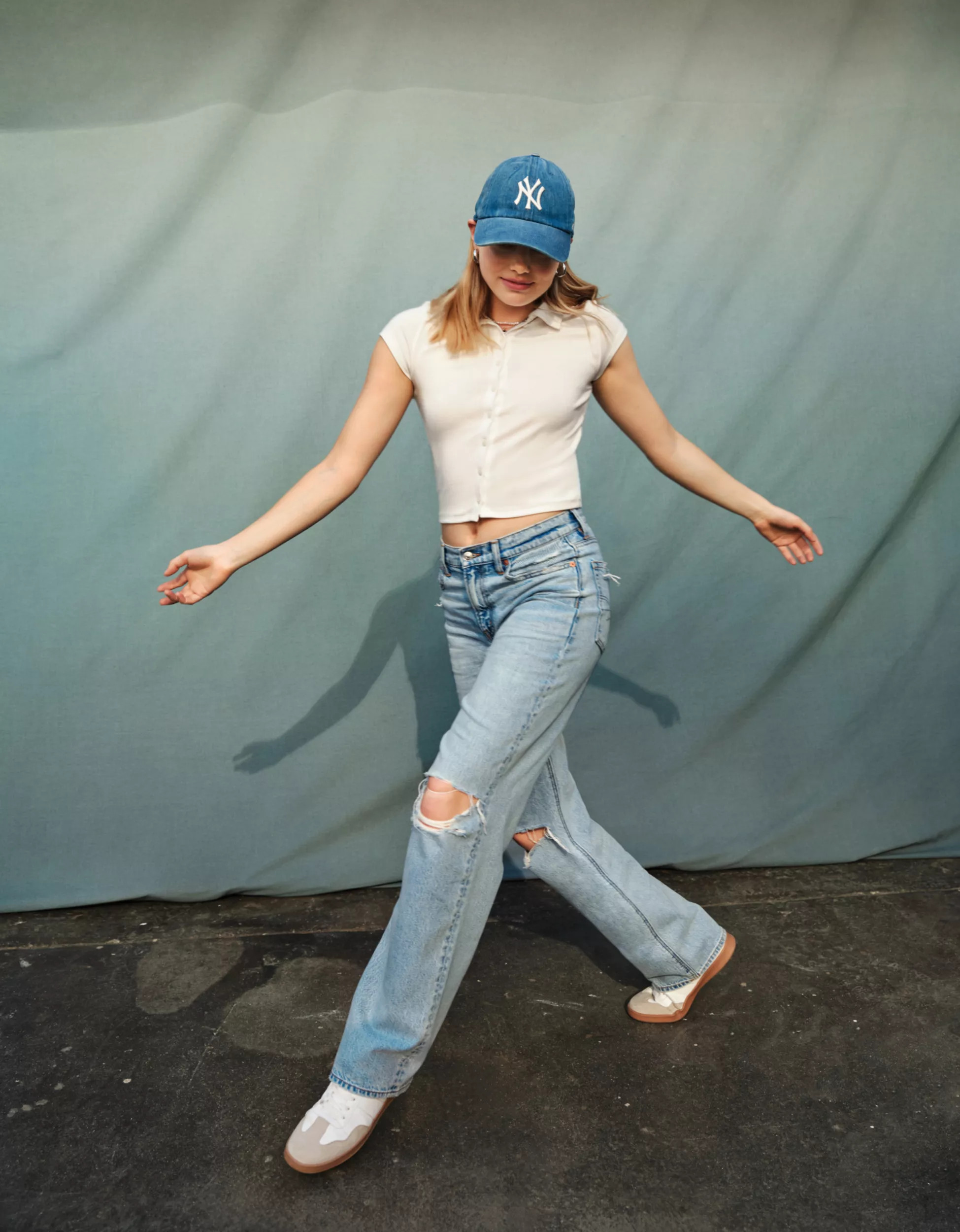 AE Strigid Ripped High-Waisted Stovepipe Jean | American Eagle Outfitters (US & CA)