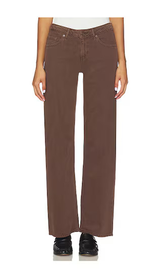 Low Loose Jeans in Washed Bracken | Revolve Clothing (Global)