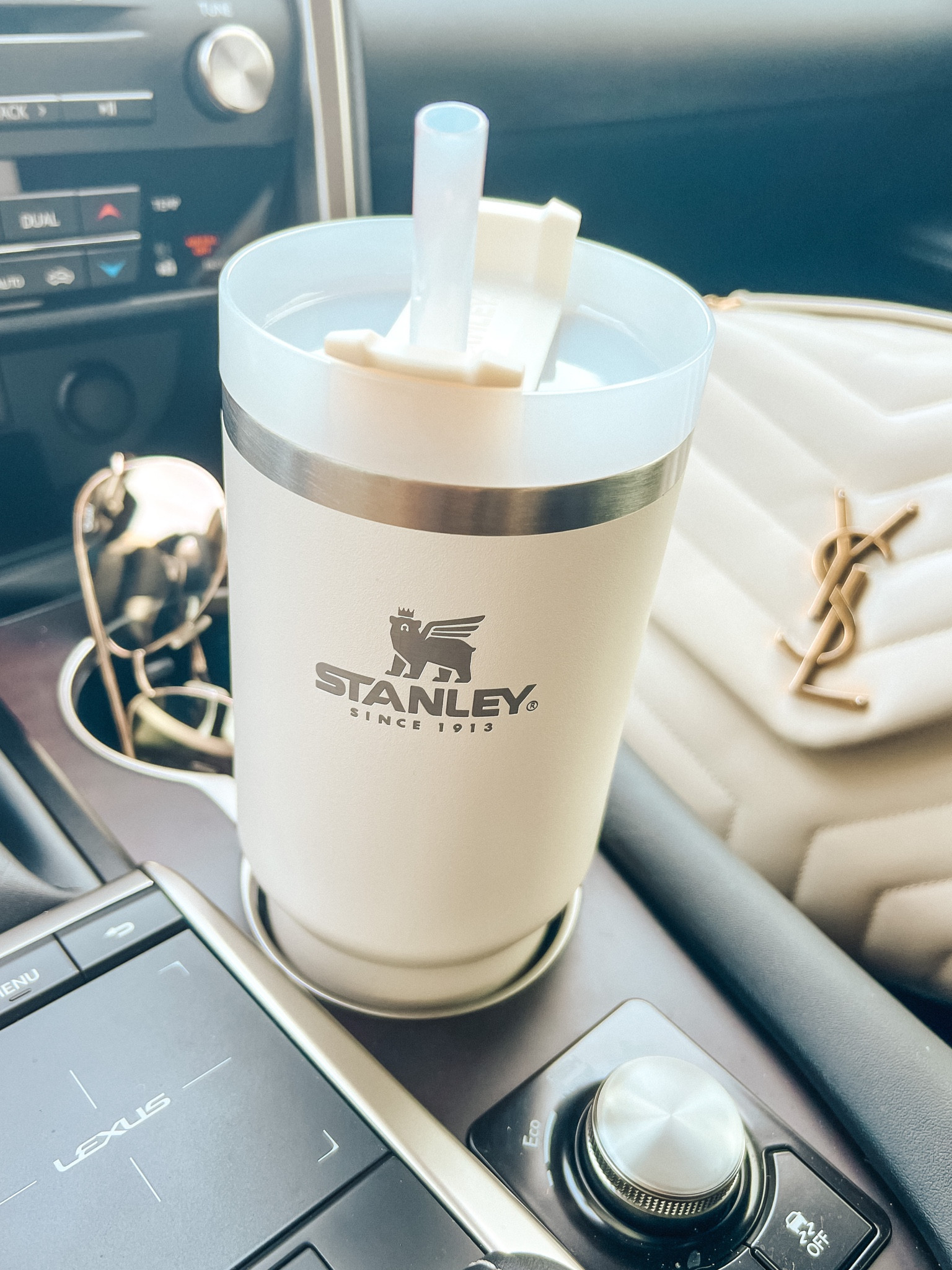 This 30oz Stanley cup is in stock and keeps my water cold for hours🤌🏼 makes a great gift and comes in 4 colors🤗 

#LTKfamily #LTKunder50