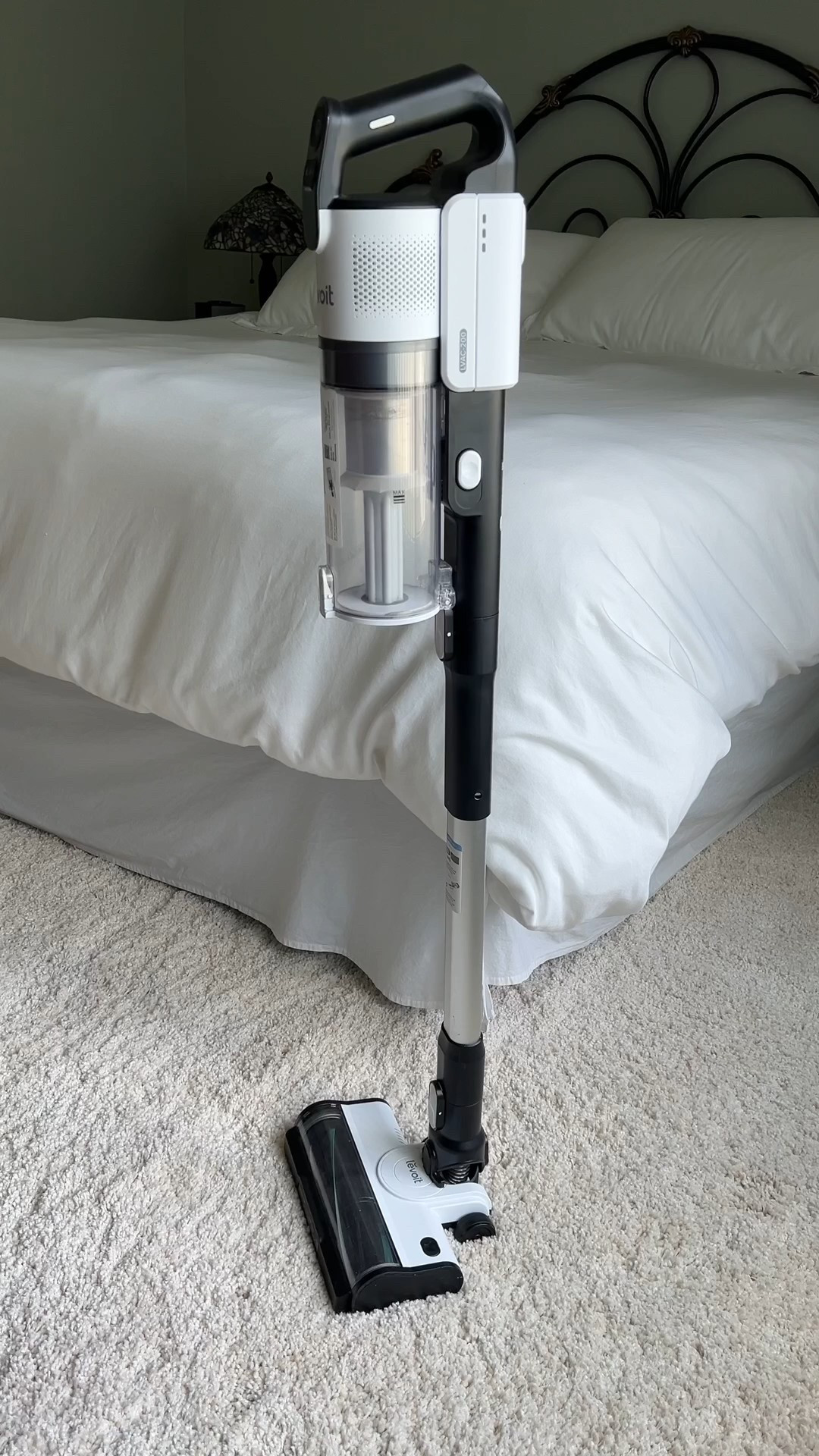 Such a powerful vacuum and I love that it’s self standing!

#LTKHome