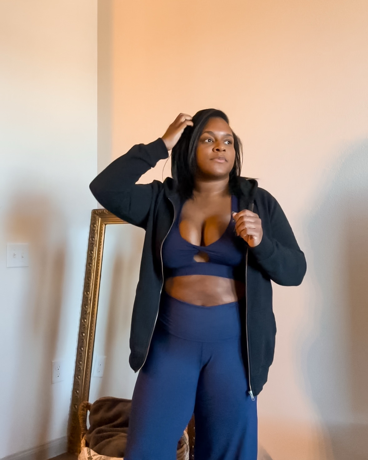The perfect outfit while I pack my apartment  

#LTKFitness #LTKMidsize #LTKActive