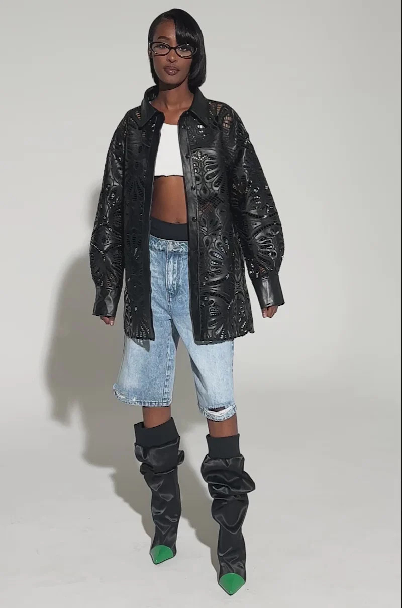 AZALEA WANG MARVELED BLACK BOOT | AKIRA