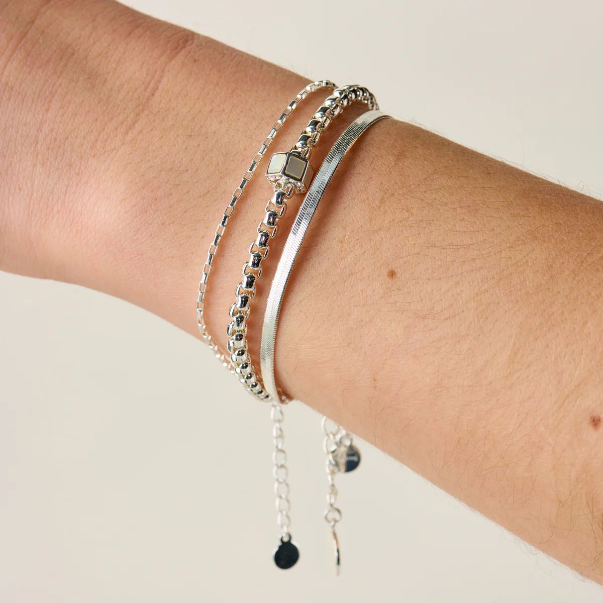 Mother Of Pearl Venetian Chain Bracelet | ALEX AND ANI | Alex and Ani