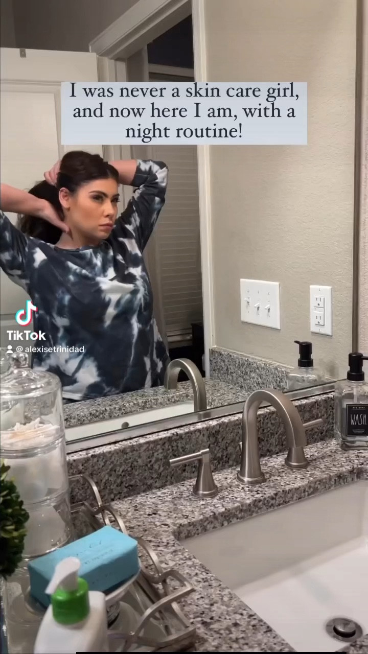 ✨Night Time Skin Care Routine✨

I’m not going to lie, I used to be terrible and never wash my face before bed… then I turned 30 and my mom gave me all the skin care goodies to start a routine and it still took time but now I’m making it a point to wash mg face nightly!! 

*Disclaimer* This is just what I have been using- I am definitely not a skin care guru- if you need one of those be sure to follow @celeste_montoya_glowwithme  because she works MIRACLES for people and truly kills it with her knowledge!! (Celeste, don’t judge this routine 🙈) hahah 

But… either way here is your nightly reminder to wash your face!! 🫧 

As moms we take care of everyone else, don’t forget to take care of you too!! 💕

🔗All of my products are linked in my LiketoKnow.it in my bio!! 
•
•
•
#washyourface #nightlyskincareroutine #momlifeunfiltered #momscomefirst 

#LTKbeauty