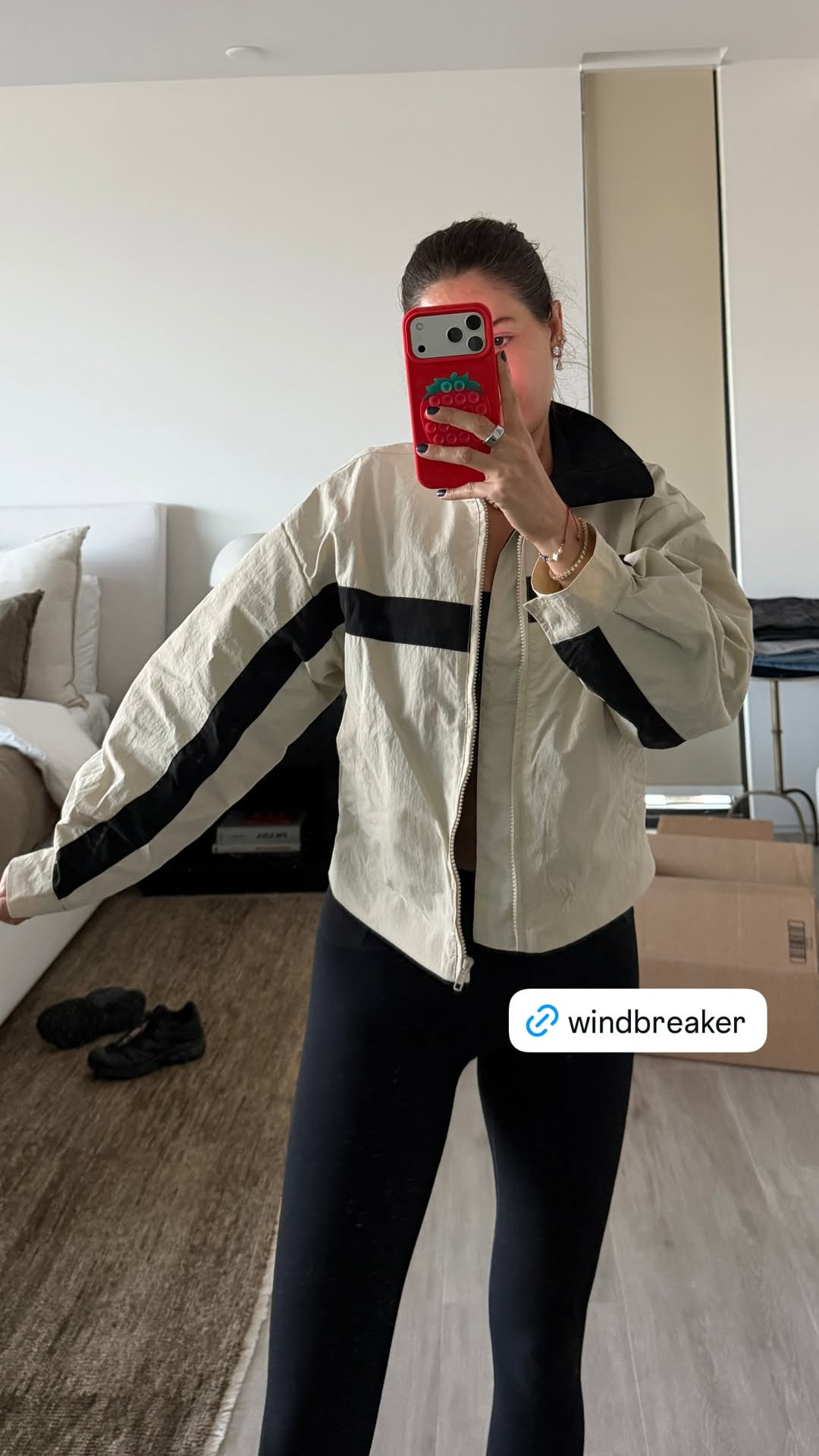 The cutest lightweight windbreaker 🤍 Perfect for chilly mornings, travel days, and throwing on over any outfit. 

 #LTKootd