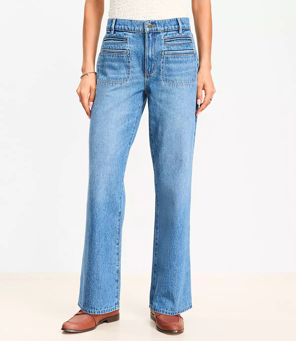 Mid Rise Relaxed Straight Jeans in Mid Vintage Wash | LOFT