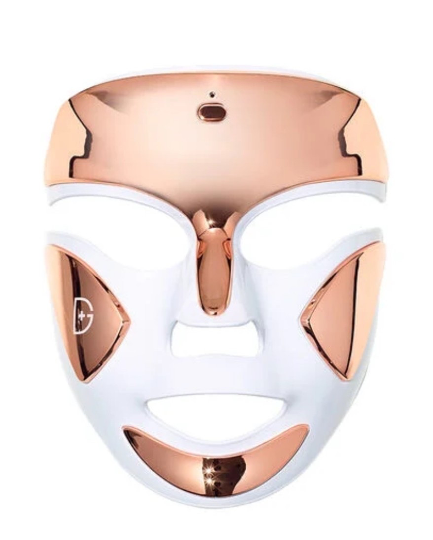 DR. DENNIS GROSS LED LIGHT MASK 

#LTKGiftGuide #LTKgrwm #LTKselfcare