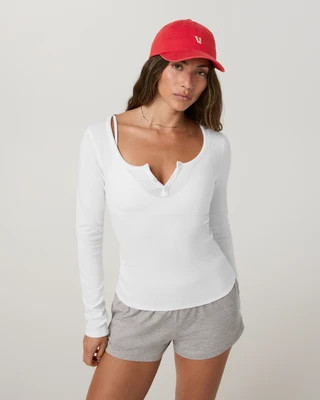 Vuori Long Sleeve Everyday Cotton Stretch Henley | White | Small | Vuori Clothing (US & Canada)